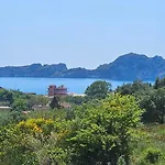 Arillas Peacefull ארילס