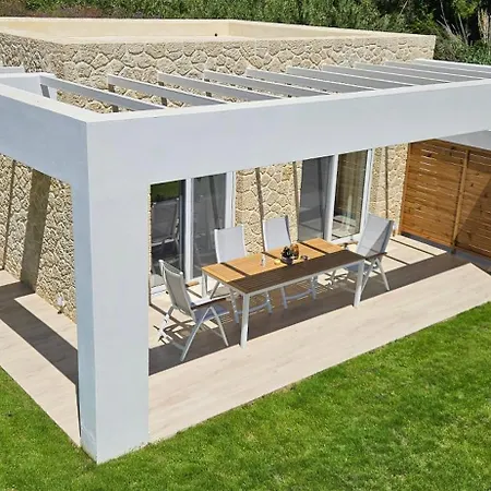 Arillas Peacefull 阿里拉斯